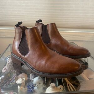 Brown Chelsea Boots with Elastic Panels